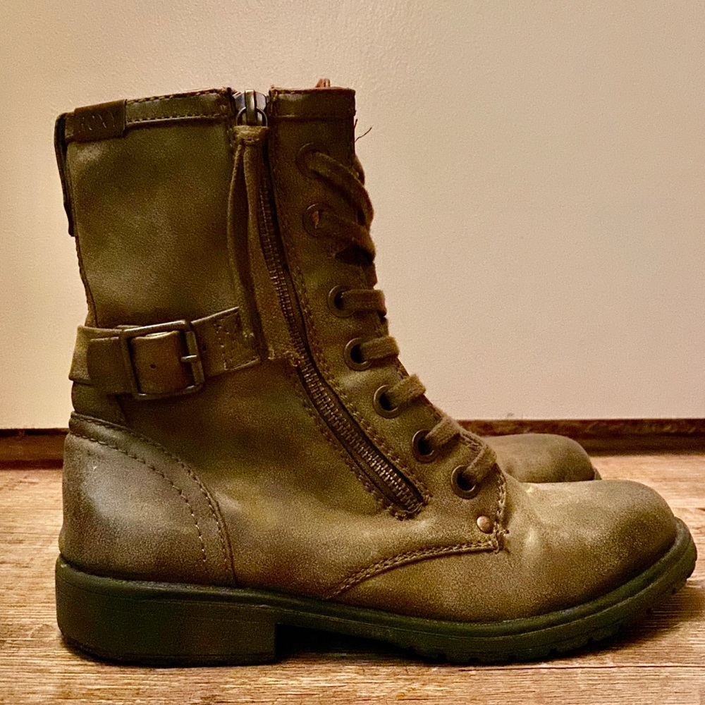 ROXY combat boots